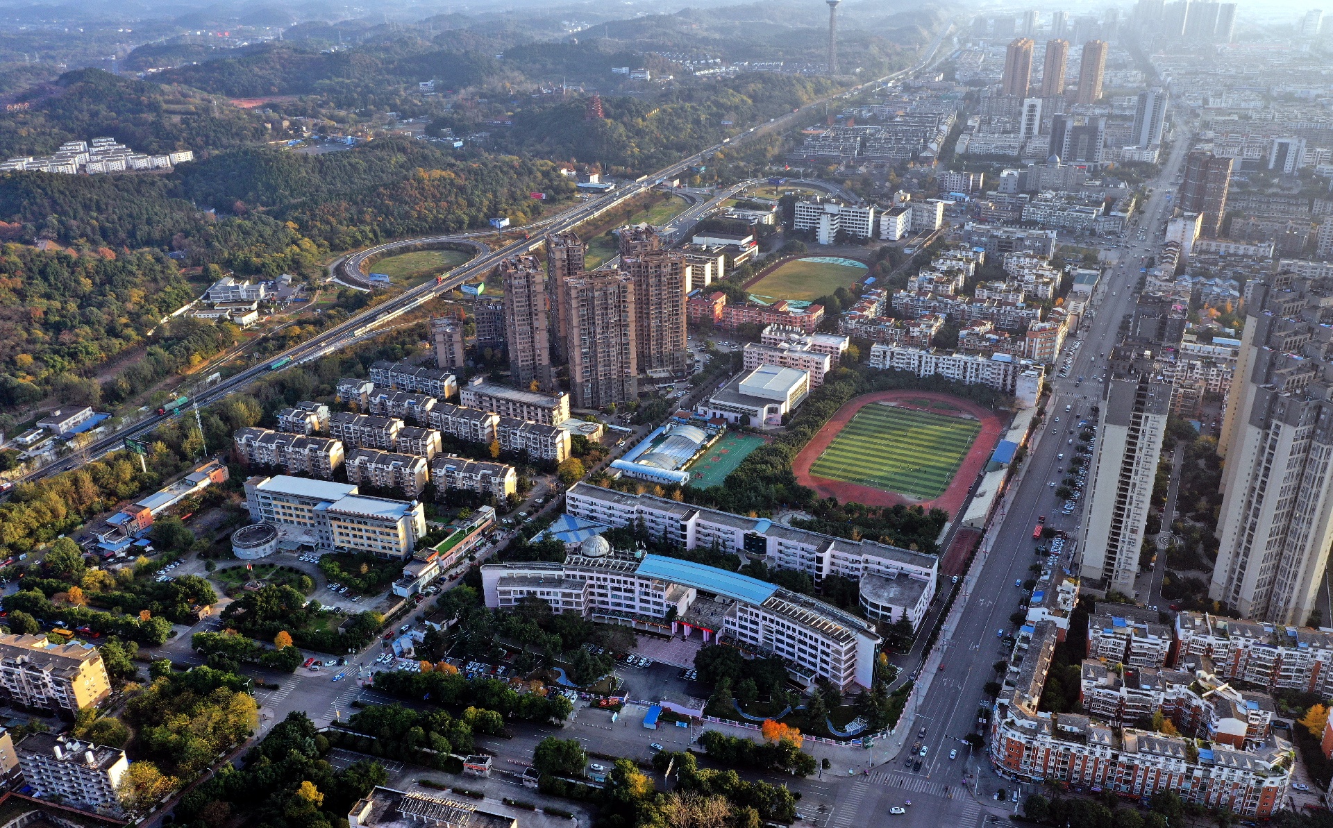 家乡的城市_1
